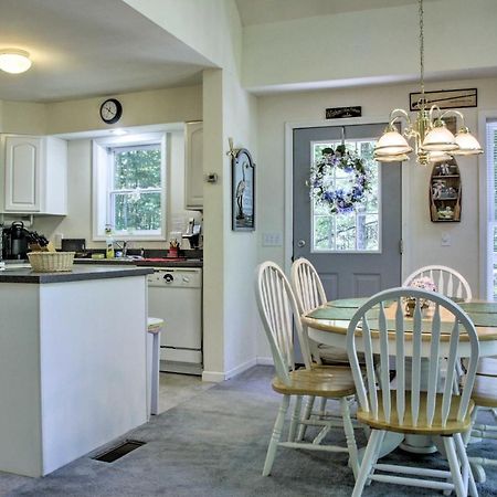 Spacious Home With Deck, Grill And Delaware River View Callicoon Экстерьер фото