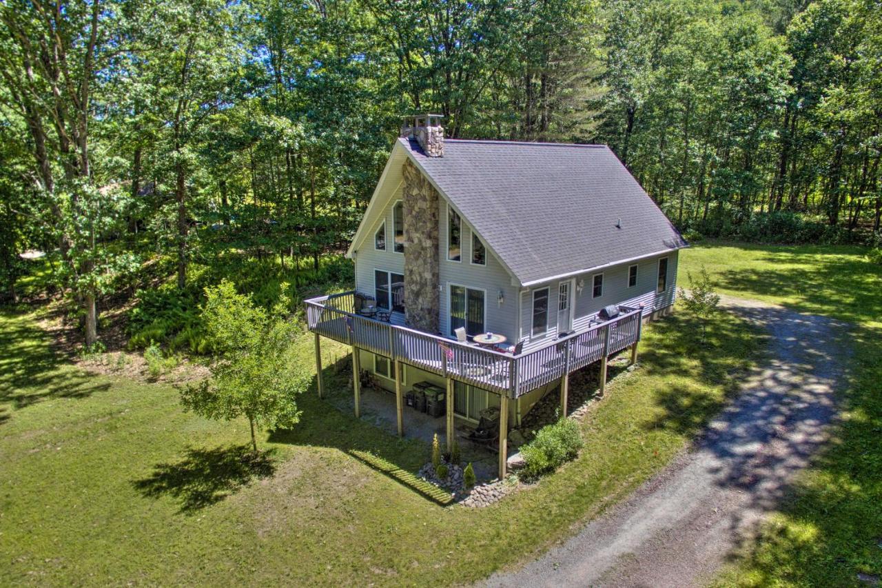 Spacious Home With Deck, Grill And Delaware River View Callicoon Экстерьер фото