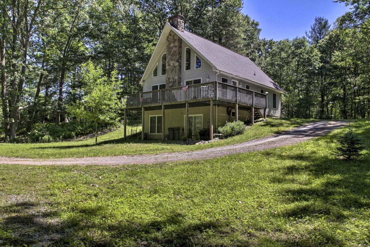 Spacious Home With Deck, Grill And Delaware River View Callicoon Экстерьер фото